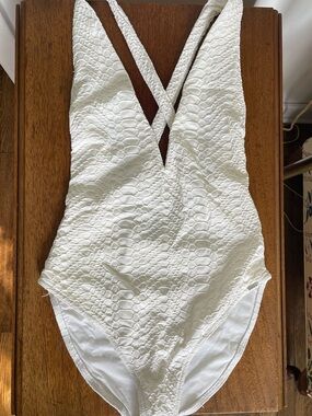 Livia Monte Carlo Sexy One Piece White Snakeskin European Swimsuit 38 US 4